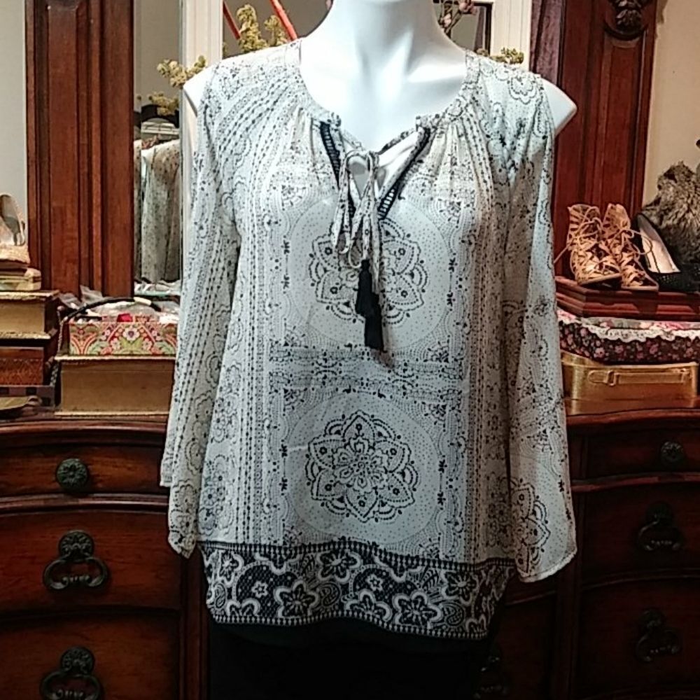 Black rainn top 